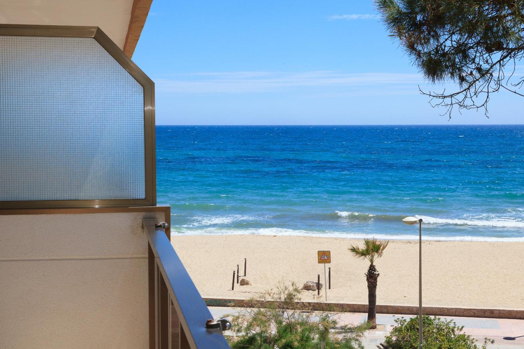 Uhc Txingudi Apartments Cambrils Buitenkant foto