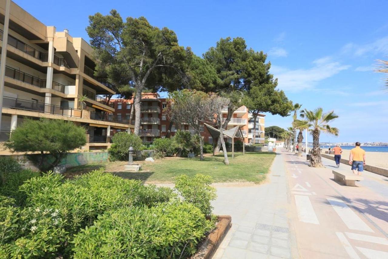 Uhc Txingudi Apartments Cambrils Buitenkant foto